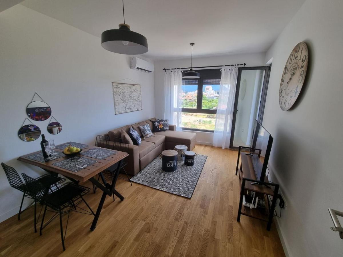 Apartman Javi Apartment Бар Екстериор снимка