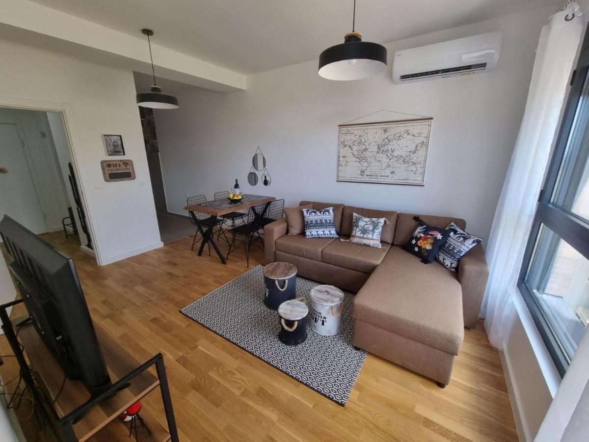 Apartman Javi Apartment Бар Екстериор снимка