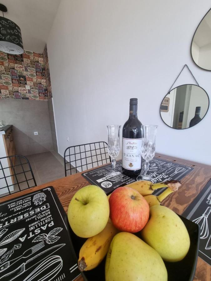 Apartman Javi Apartment Бар Екстериор снимка