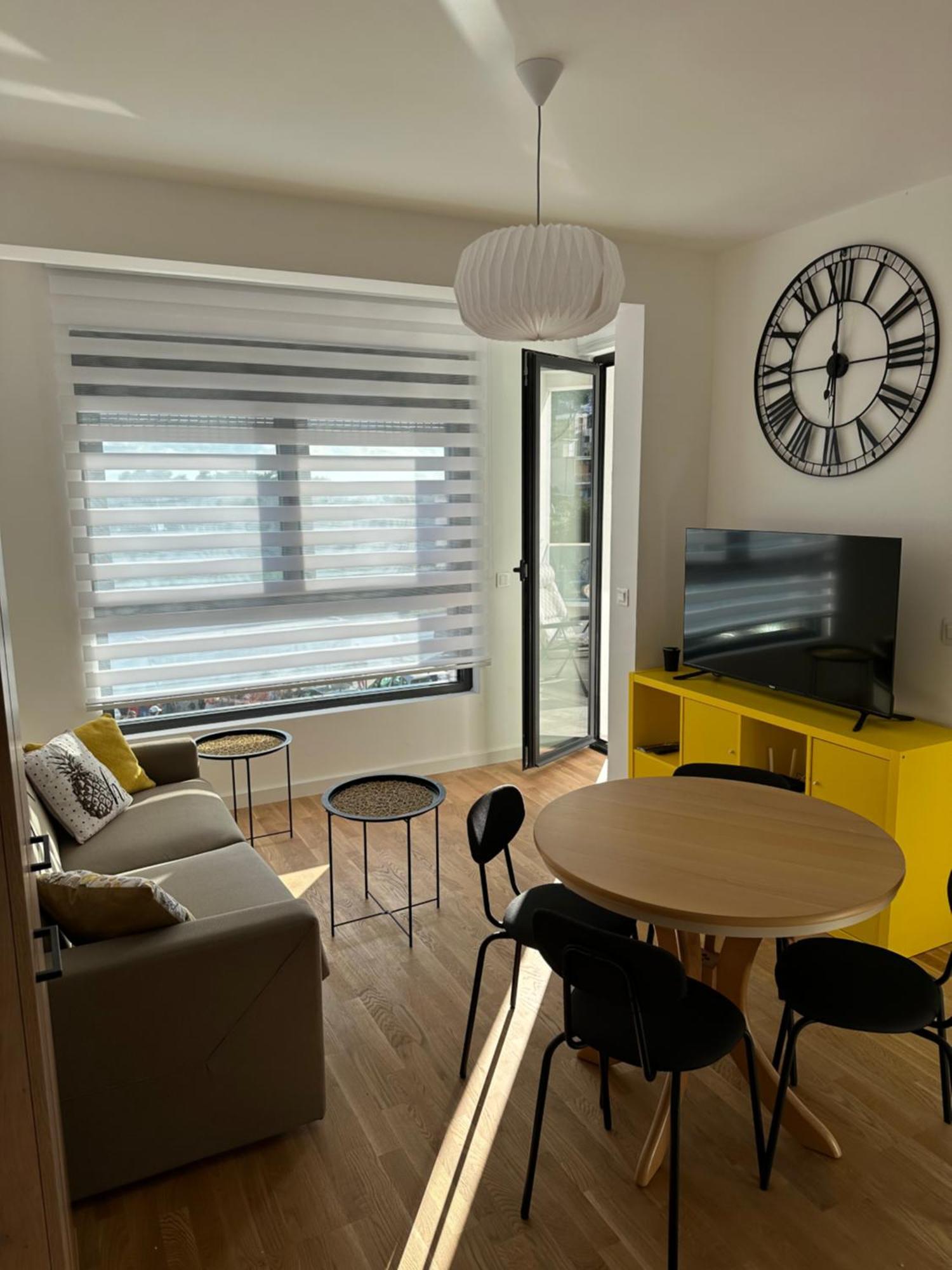 Apartman Javi Apartment Бар Екстериор снимка
