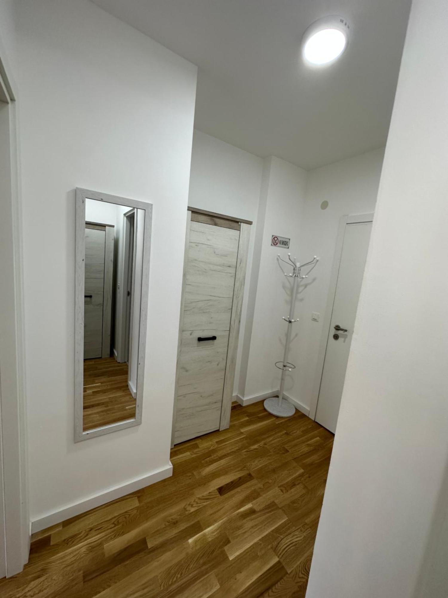 Apartman Javi Apartment Бар Екстериор снимка