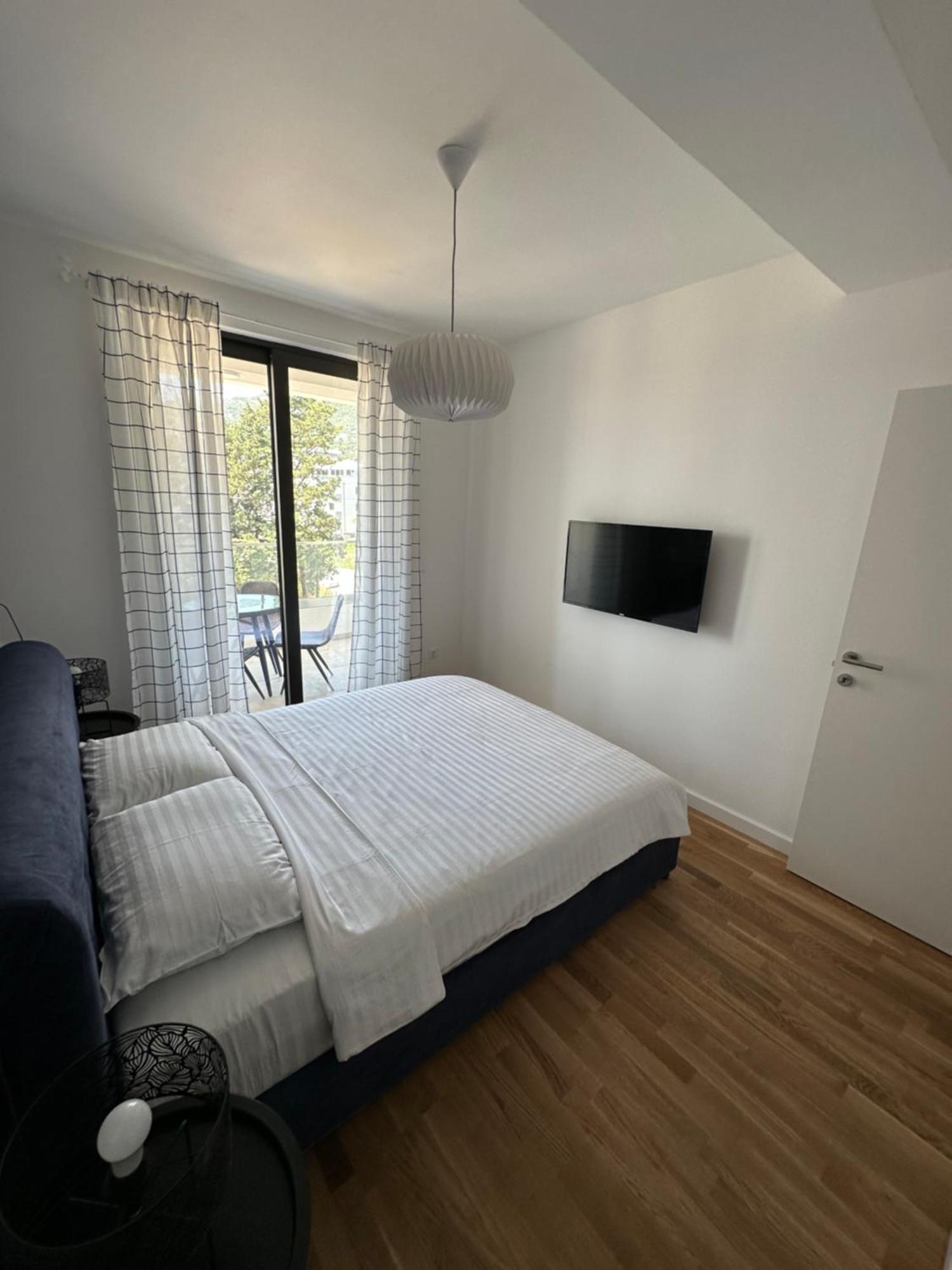 Apartman Javi Apartment Бар Екстериор снимка