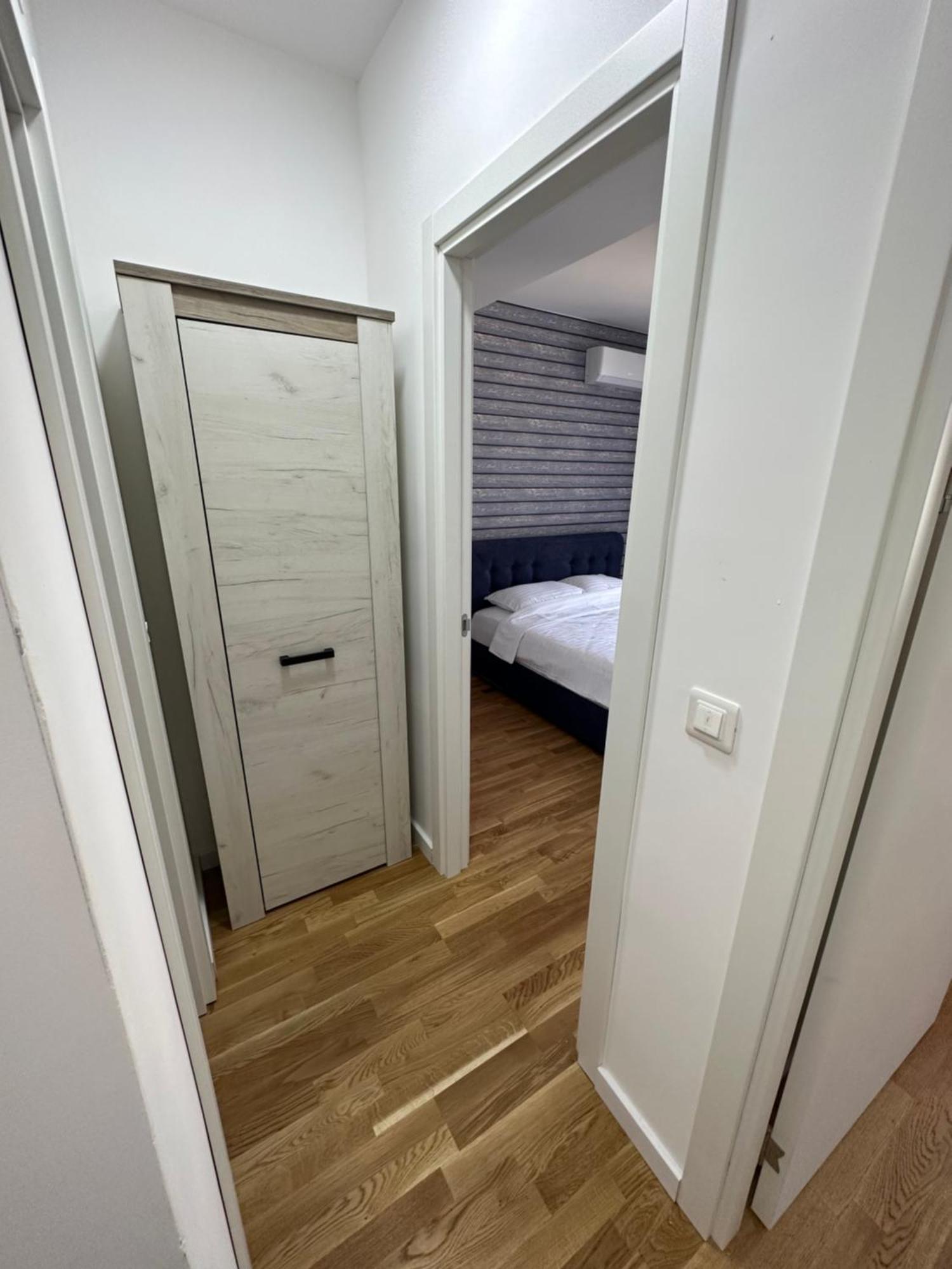 Apartman Javi Apartment Бар Екстериор снимка